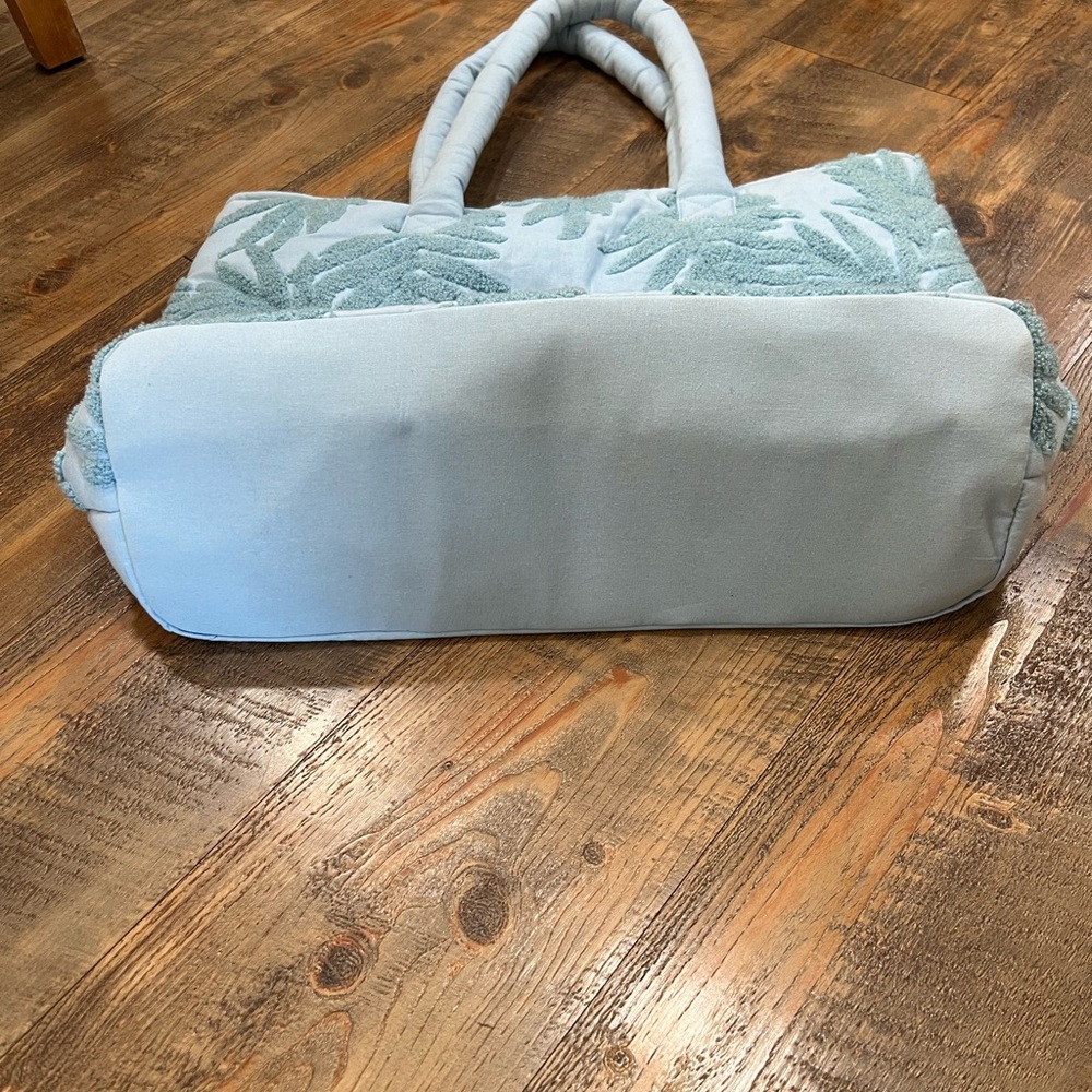 **NEW** Terry Tote Handbag by Shade & Shore - Picture 7 of 9
